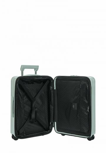 Чемодан на колесах