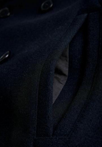 Шерстяное пальто