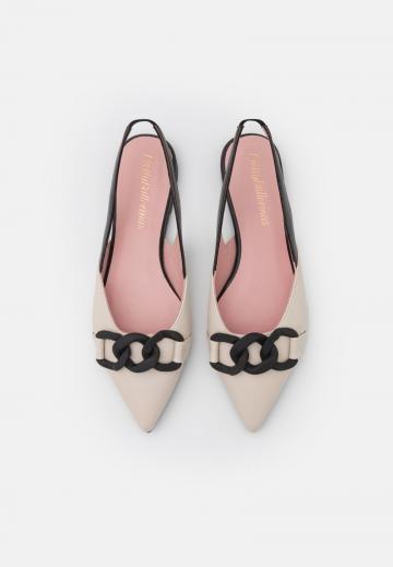 Гандбольные кроссовки