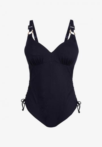 Слитный купальник