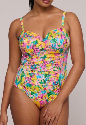 Слитный купальник