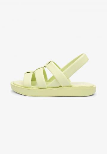 Гандбольные кроссовки