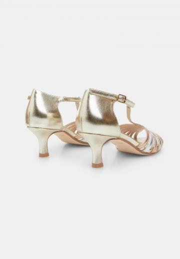 Туфли с ремешком