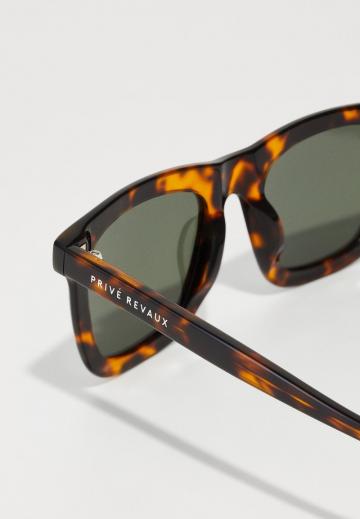 Солнечные очки