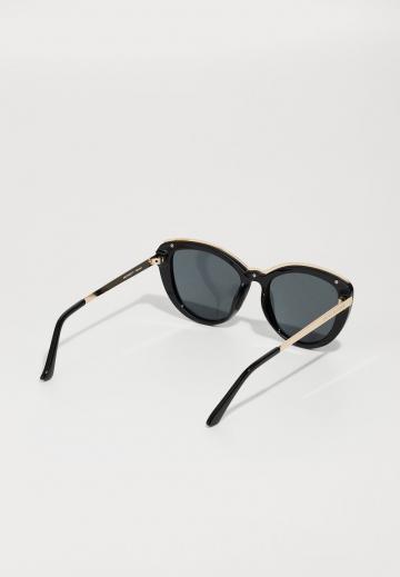 Солнечные очки