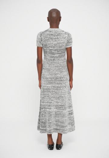 Вязаное платье