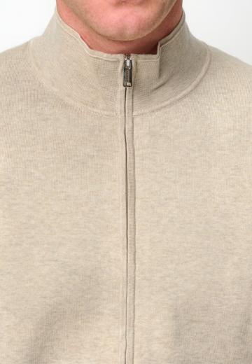 Вязаная кофта