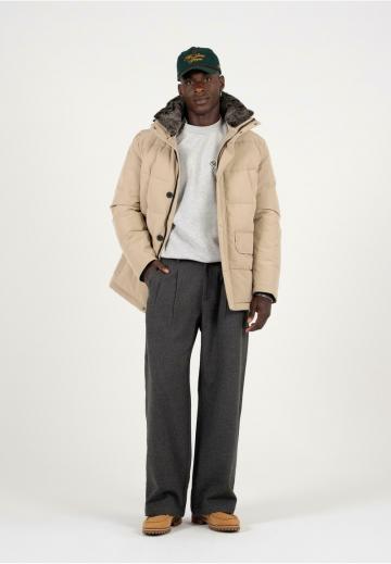 Зимняя куртка