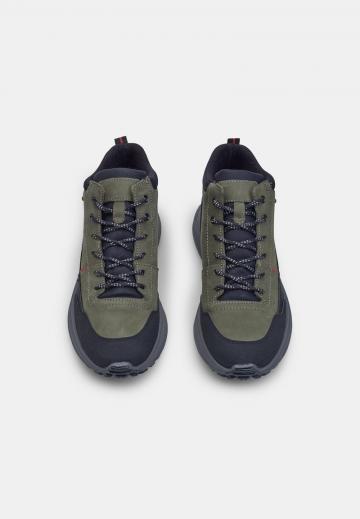 Ботинки на шнуровке