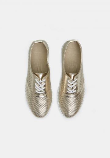 Гандбольные кроссовки