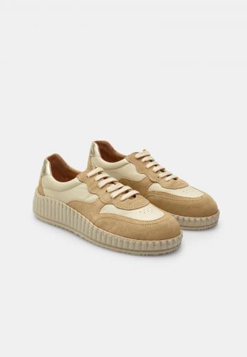 Гандбольные кроссовки