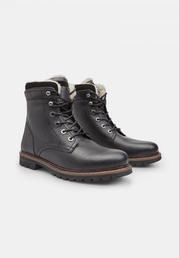 Зимние ботинки