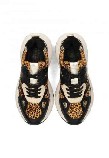 Гандбольные кроссовки