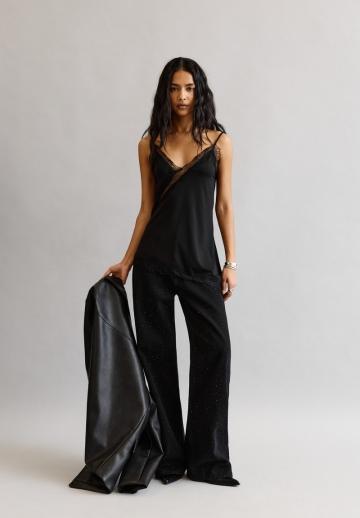 Топ на бретельках