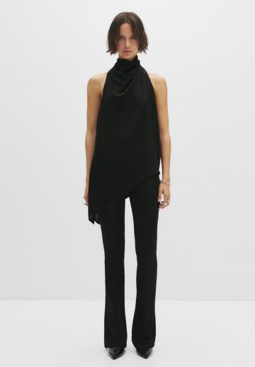 Блузка без рукавов