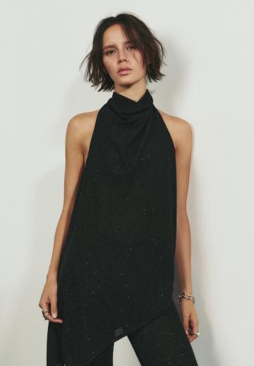 Блузка без рукавов