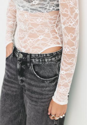 Кружевное боди