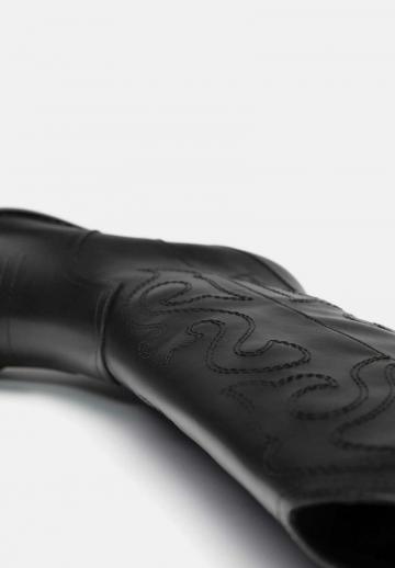 Ковбойские сапоги