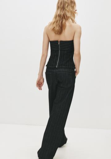 Клешеные джинсы