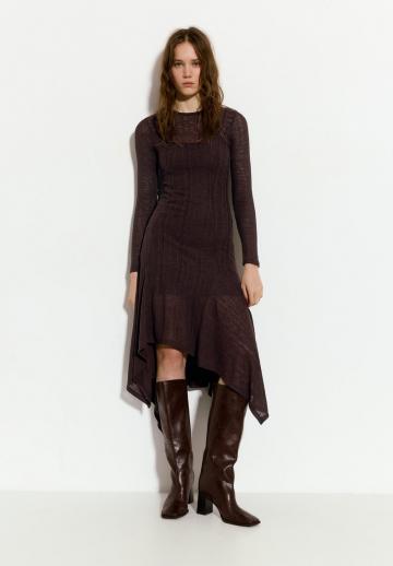 Вязаное платье