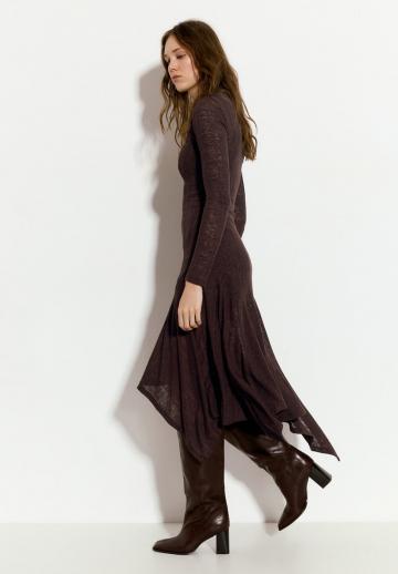 Вязаное платье