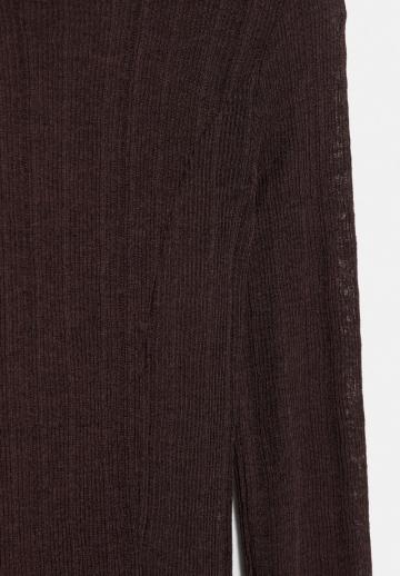 Вязаное платье