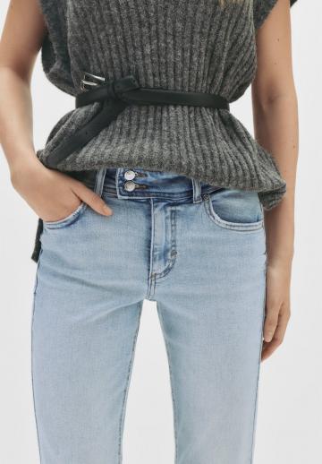 Клешеные брюки