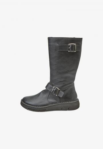 Сапожки на танкетке