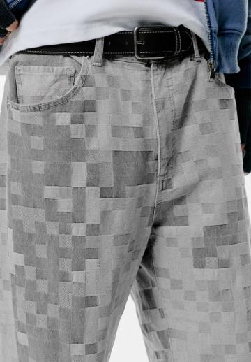 Прямые джинсы