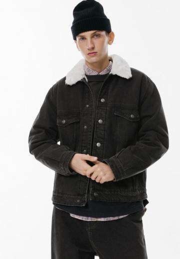 Джинсовая куртка