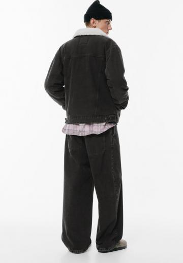 Джинсовая куртка