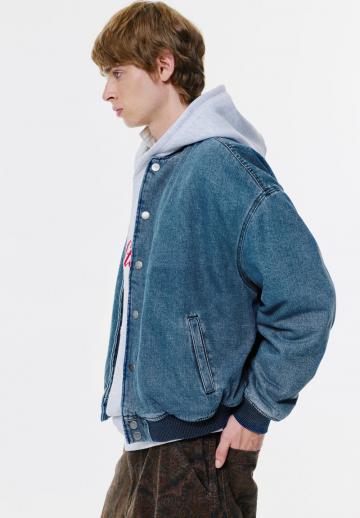 Джинсовая куртка
