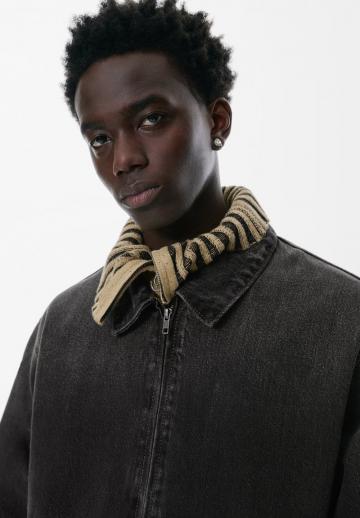 Джинсовая куртка