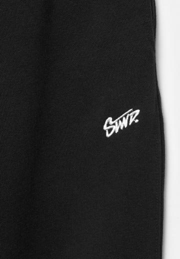 Спортивные штаны