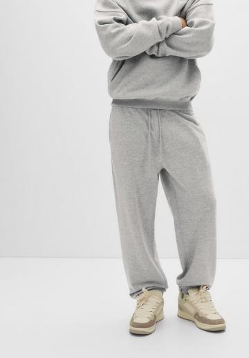 Спортивные штаны