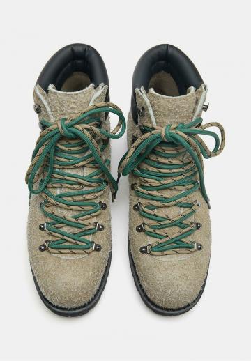 Зимние ботинки