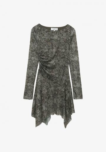 Короткое платье