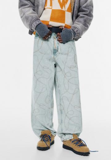 Прямые джинсы