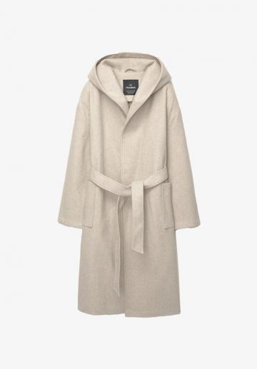 Шерстяное пальто