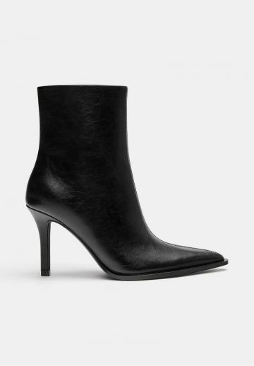 Высокие сапоги