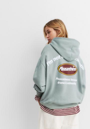 Пуловер с капюшоном