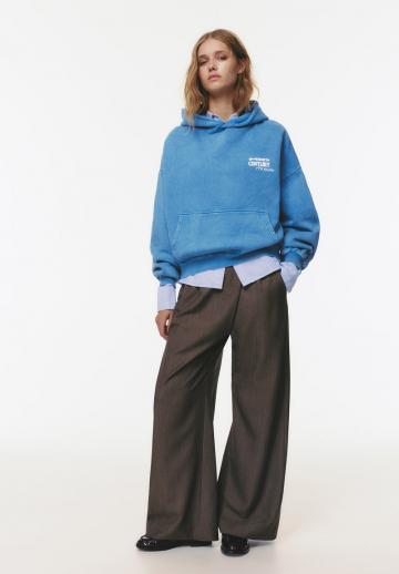 Пуловер с капюшоном