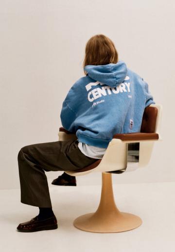 Пуловер с капюшоном