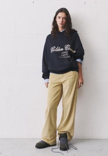 Пуловер с капюшоном