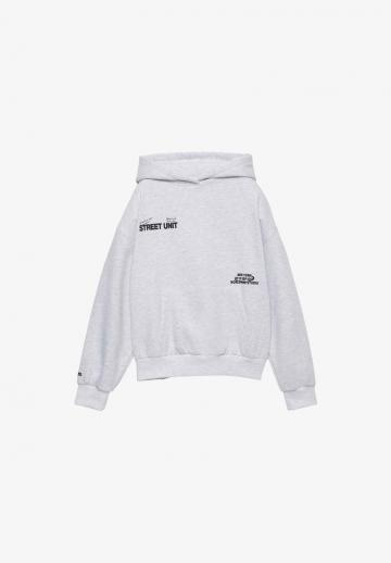 Пуловер с капюшоном