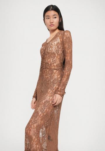 Платье макси