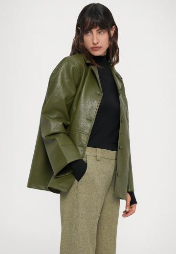 Кожаная куртка