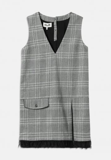 Короткое платье