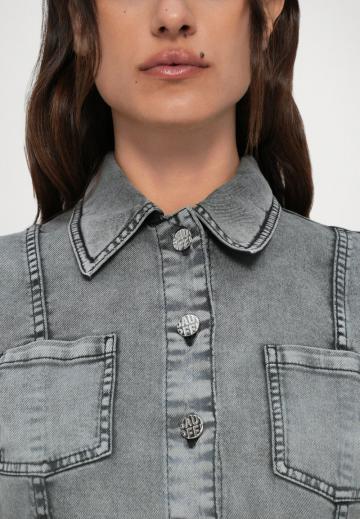 Джинсовая жилетка