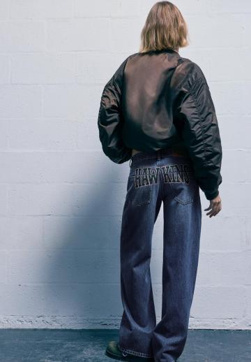 Прямые джинсы